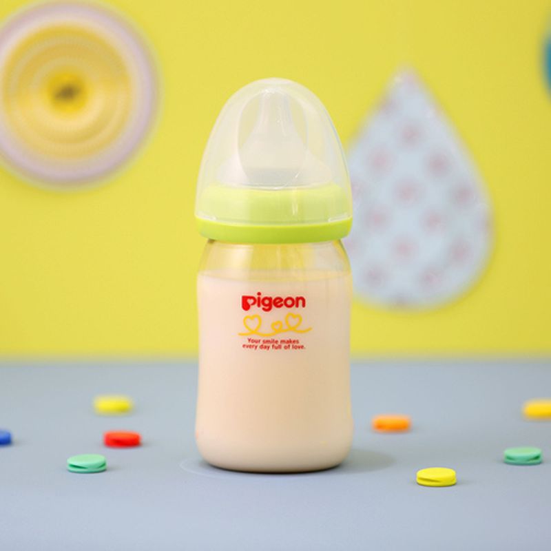 pigeon Breastmilk Feeling Baby Bottle, Plastic, 160ml